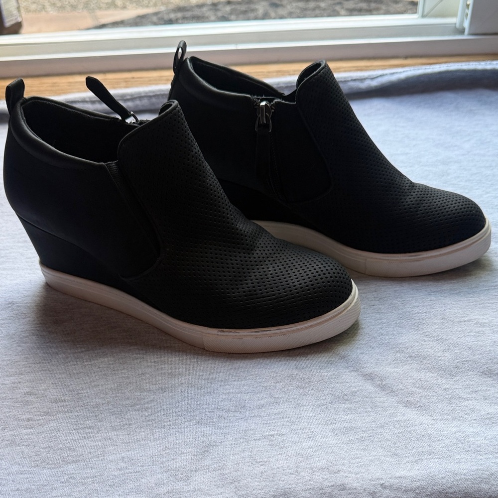 Susina Black Perforated Wedge booties with side zip